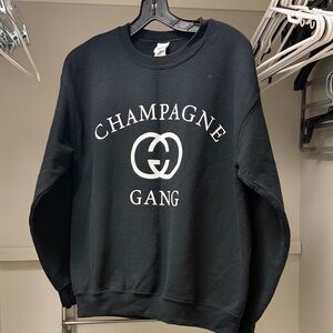 Gildan Black Crewneck Sweater